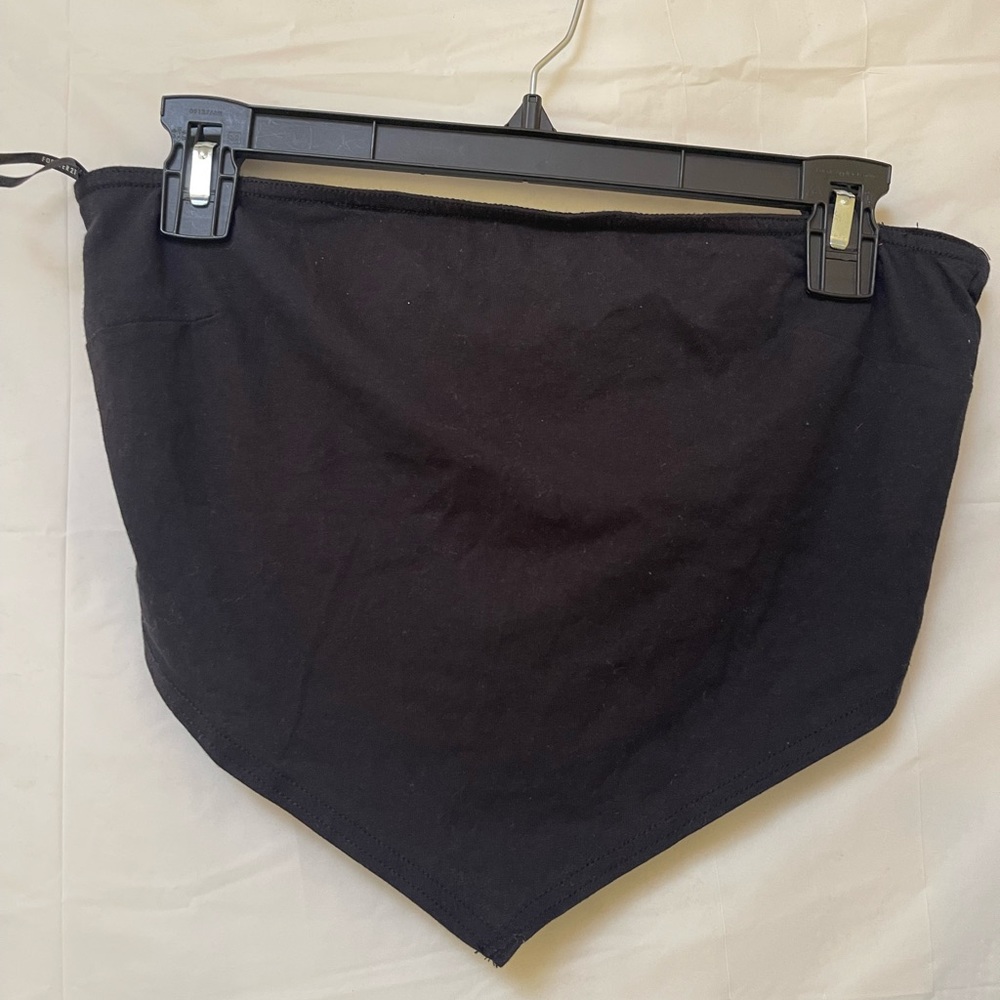 Forever 21 triangle knit tube crop top Size L